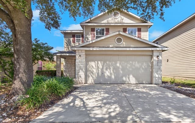 rental at 327  Cedron Chase in San Antonio, TX — photo 1