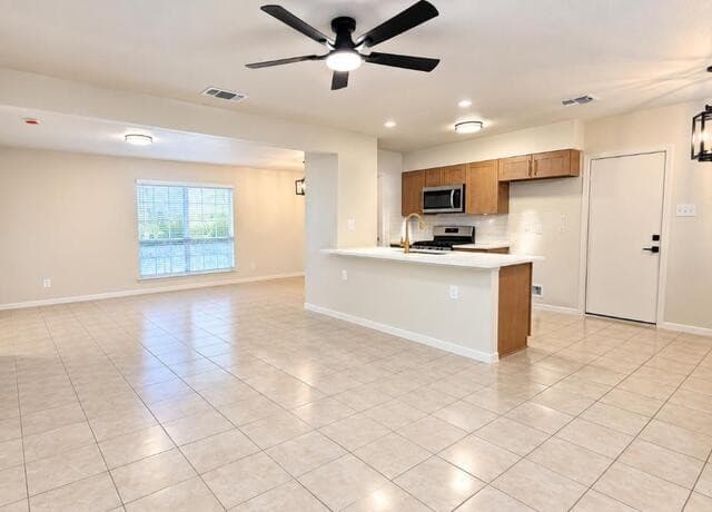 rental at 4223  Bayliss St in San Antonio, TX — photo 4