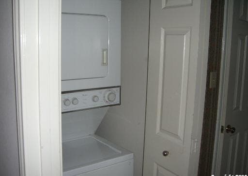 rental at 615 W Lynwood Ave in San Antonio, TX — photo 5