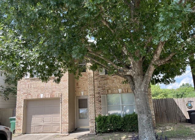 rental at 9668  Sekula in San Antonio, TX — photo 1