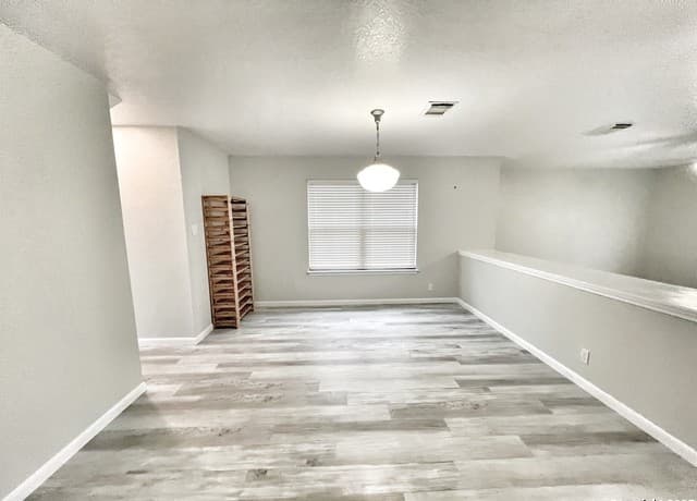 rental at 2060  Club Crossing in New Braunfels, TX — photo 5