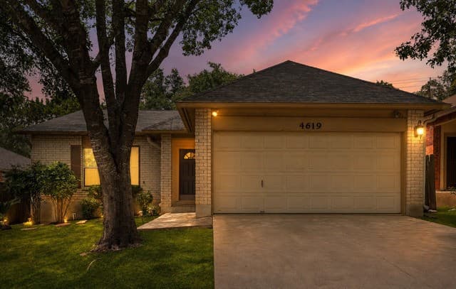 rental at 4619  Rock Nettle in San Antonio, TX — photo 1