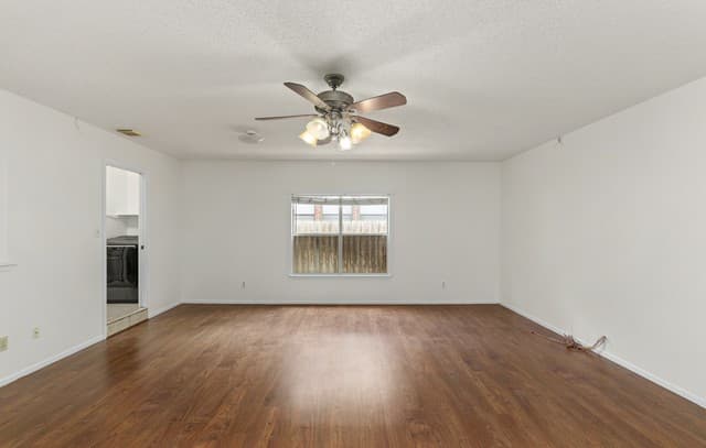 rental at 4619  Rock Nettle in San Antonio, TX — photo 5