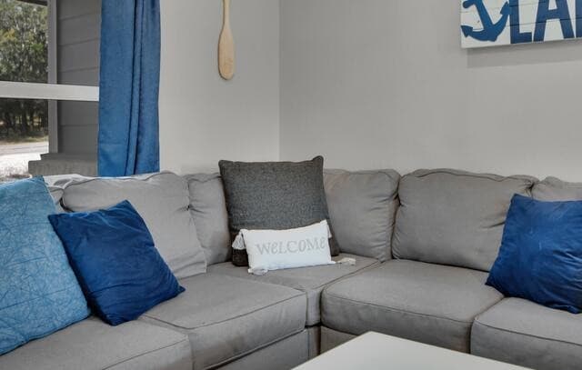 rental at 2537  Grandview Frst in Canyon Lake, TX — photo 4