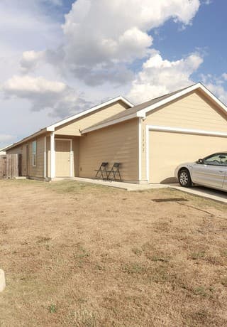 rental at 13502 Sneed Ter in San Antonio TX