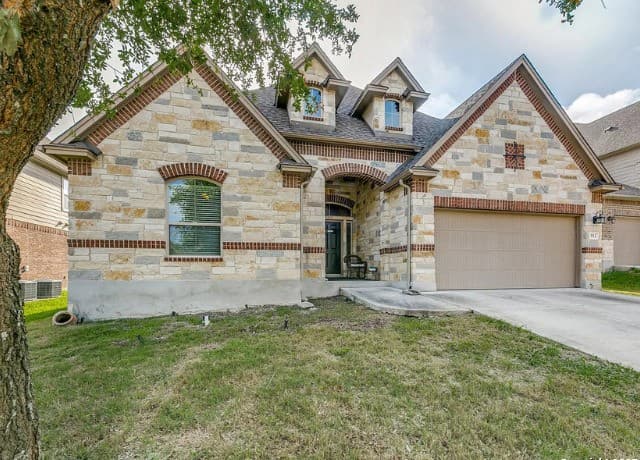 rental at 912  Resaca in Cibolo, TX — photo 2