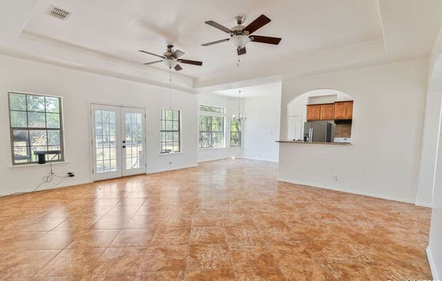 rental at 319  County Road 386 in San Antonio, TX — photo 3