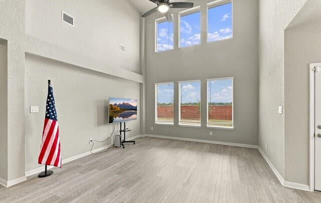 rental at 943  Earp Blvd in San Antonio, TX — photo 5