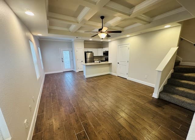 rental at 6310  Melanzane Ave Unit 1 in San Antonio, TX — photo 2