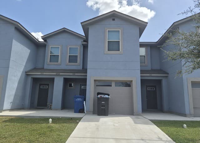 rental at 6502  Marcel Way Unit 101 in San Antonio, TX — photo 1