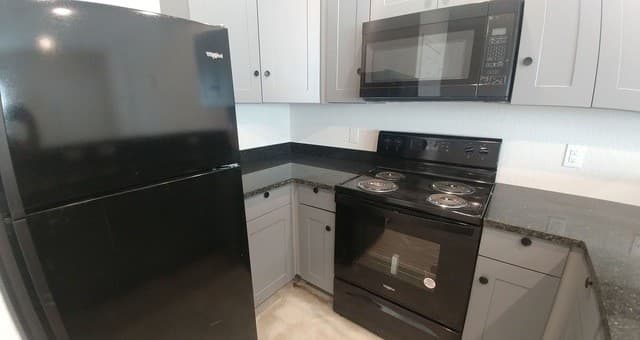 rental at 6926  Crestway Rd Unit 1 in San Antonio, TX — photo 5
