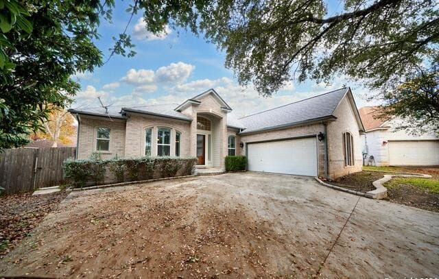 rental at 213  Doral Ct in Cibolo, TX — photo 3
