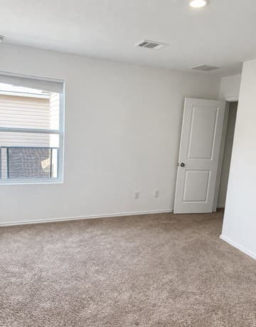 rental at 10929  Presa Way in San Antonio, TX — photo 5