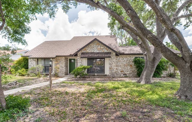 rental at 618  Sonnet in San Antonio, TX — photo 3