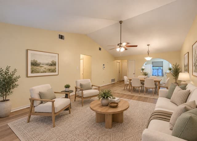 rental at 12108  Stoney Spur in San Antonio, TX — photo 2