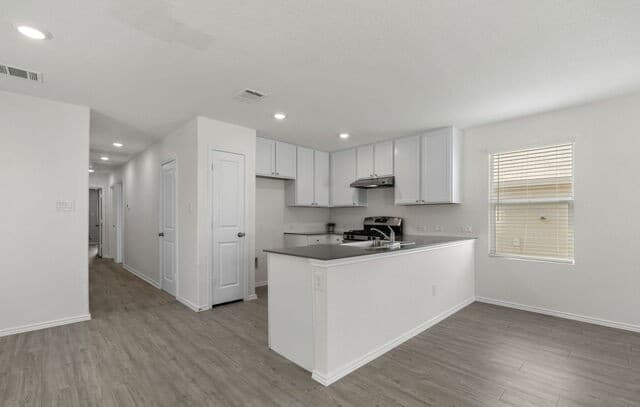 rental at 7274  Pasture Run in San Antonio, TX — photo 4