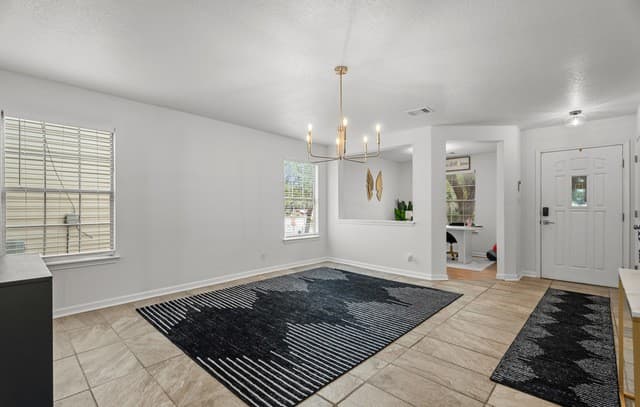 rental at 7711  Dusty Diamond in San Antonio, TX — photo 2
