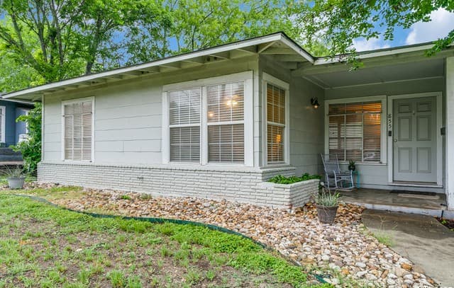 rental at 855  Rittiman Rd in San Antonio, TX — photo 3
