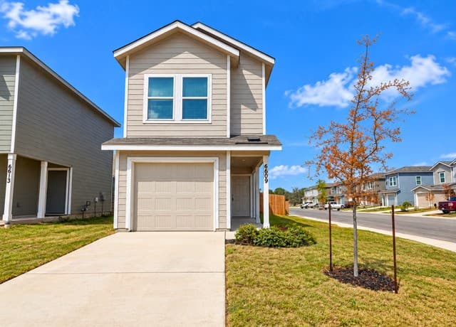rental at 6609  Dali Bnd in San Antonio, TX — photo 3