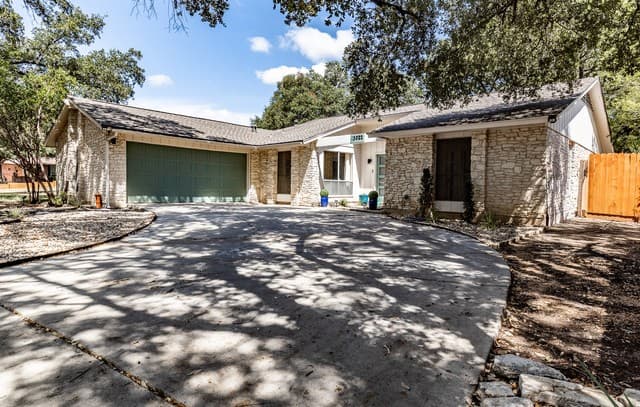 rental at 13022  El Marro St in San Antonio, TX — photo 1