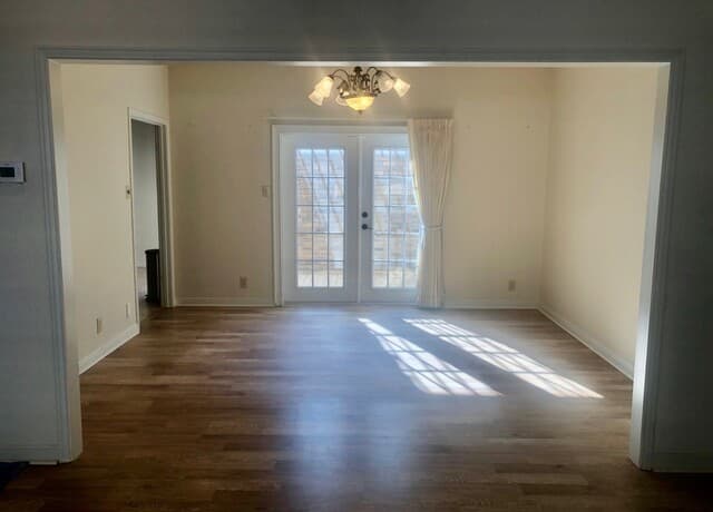 rental at 5934  Windy Cove in Windcrest, TX — photo 4