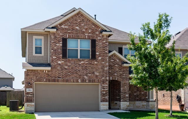 rental at 13824  Bellows Path in San Antonio TX