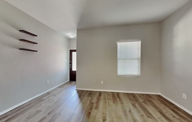 rental at 8406  Chalk Hill Cove in Converse, TX — photo 2