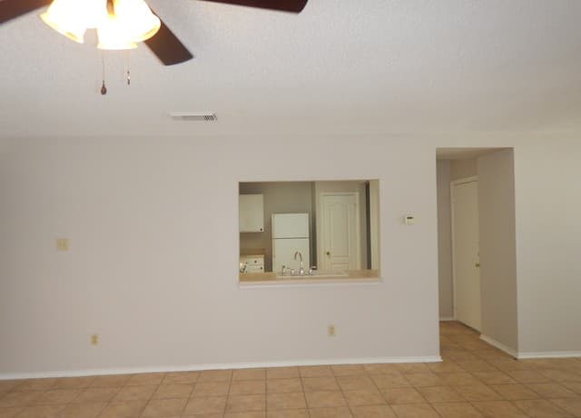 rental at 9854  Alexa Place in San Antonio, TX — photo 5