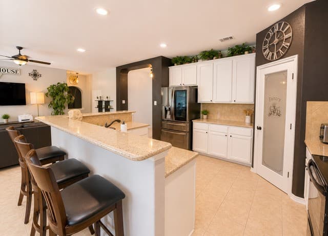rental at 621  Magdalena Ln in New Braunfels, TX — photo 5