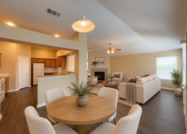 rental at 4803  Orchid Star in San Antonio, TX — photo 5