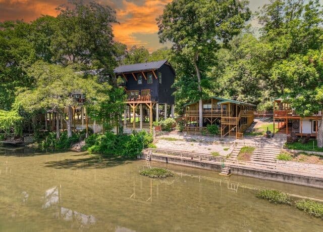 rental at 6790  River Rd Unit # 1 in New Braunfels, TX — photo 3