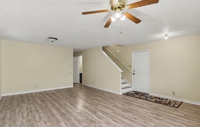 rental at 34  Weathering Crk in San Antonio, TX — photo 4