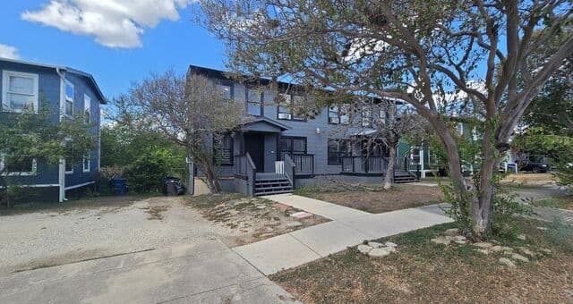 rental at 407  Natalen Ave in San Antonio, TX — photo 4