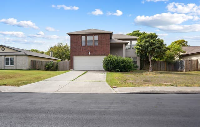 rental at 9926  Trendwood in San Antonio, TX — photo 1