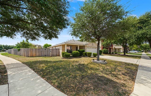 rental at 10402  Appaloosa Bay in San Antonio, TX — photo 4