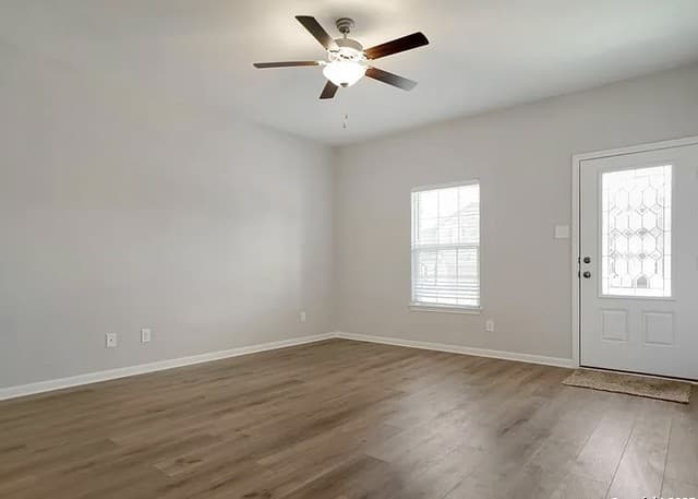 rental at 9331  Aniston Blf in Converse, TX — photo 2