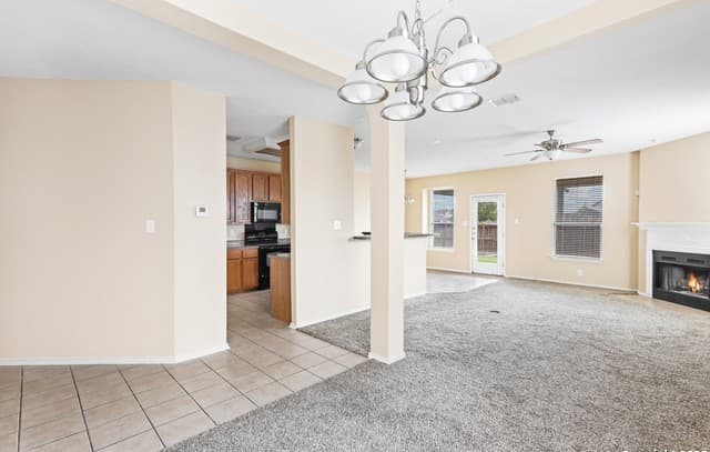 rental at 157  Crimson Tree in Cibolo, TX — photo 5