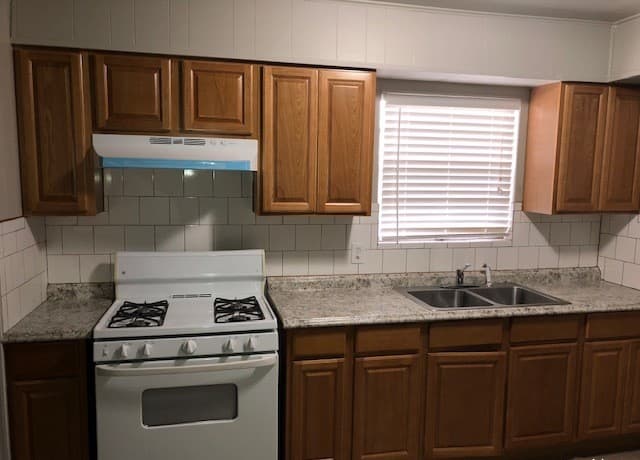 rental at 7007  Westville Dr in San Antonio, TX — photo 4