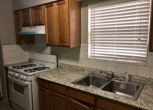 rental at 7007  Westville Dr in San Antonio, TX — photo 5