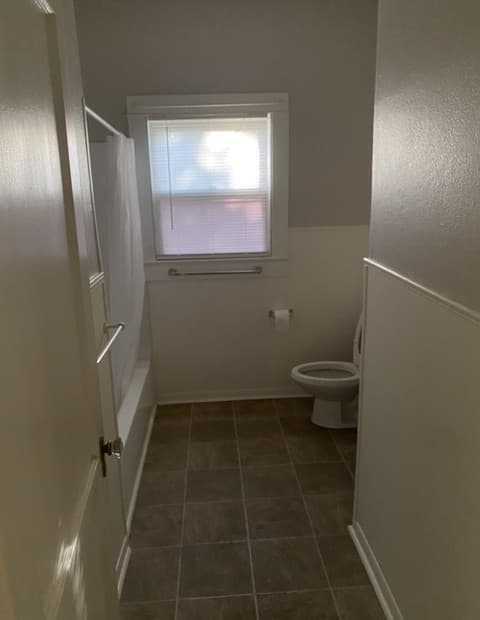 rental at 138 E Harding Blvd Unit 1 in San Antonio, TX — photo 5