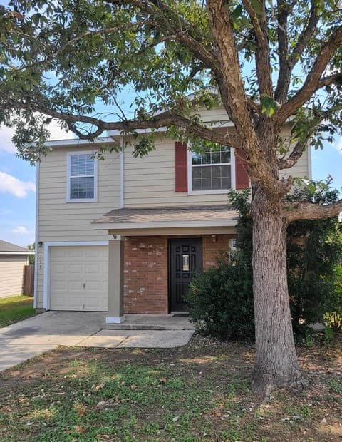 rental at 117  Cypress Willow in Cibolo, TX — photo 2
