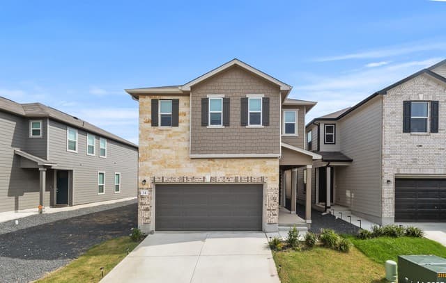 rental at 10643 W Military Drive Unit UNIT 14 in San Antonio, TX — photo 2