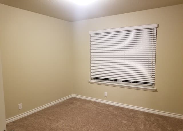rental at 8711  Fischer Falls in San Antonio, TX — photo 1