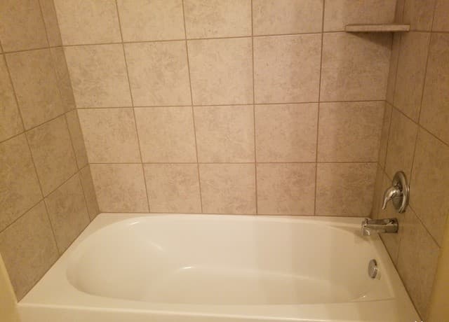 rental at 8711  Fischer Falls in San Antonio, TX — photo 3