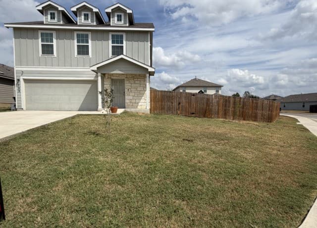 rental at 723  Pelican Lndg in San Antonio, TX — photo 2