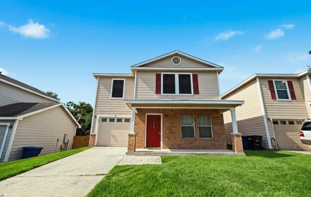 rental at 6238  Cypress Cir in San Antonio, TX — photo 1