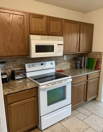 rental at 10615  Shaenview in San Antonio, TX — photo 4