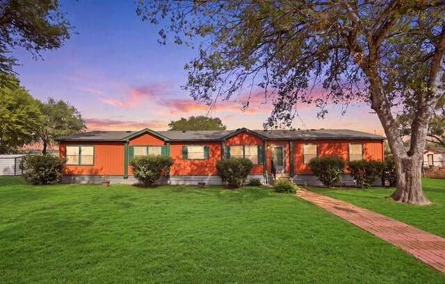 rental at 3457 S Foster Rd in San Antonio, TX — photo 1