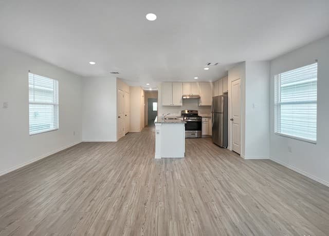 rental at 13846  Llama Pl in San Antonio, TX — photo 2