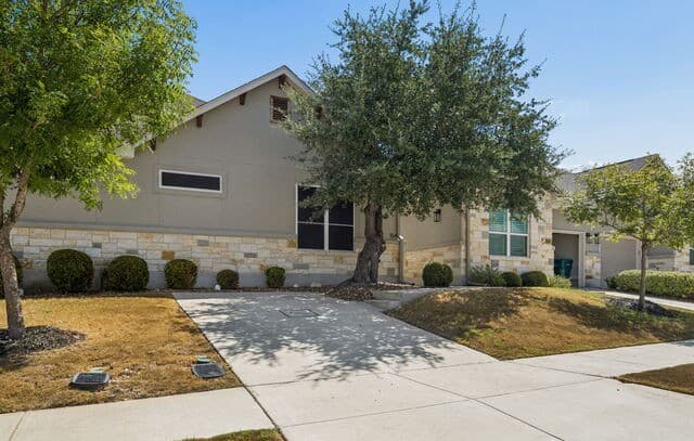 rental at 154  Magnolia Cir in Boerne, TX — photo 4